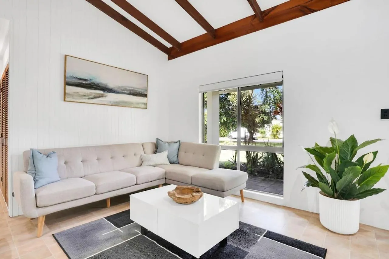 Villa Comino On Connemara Trinity Beach